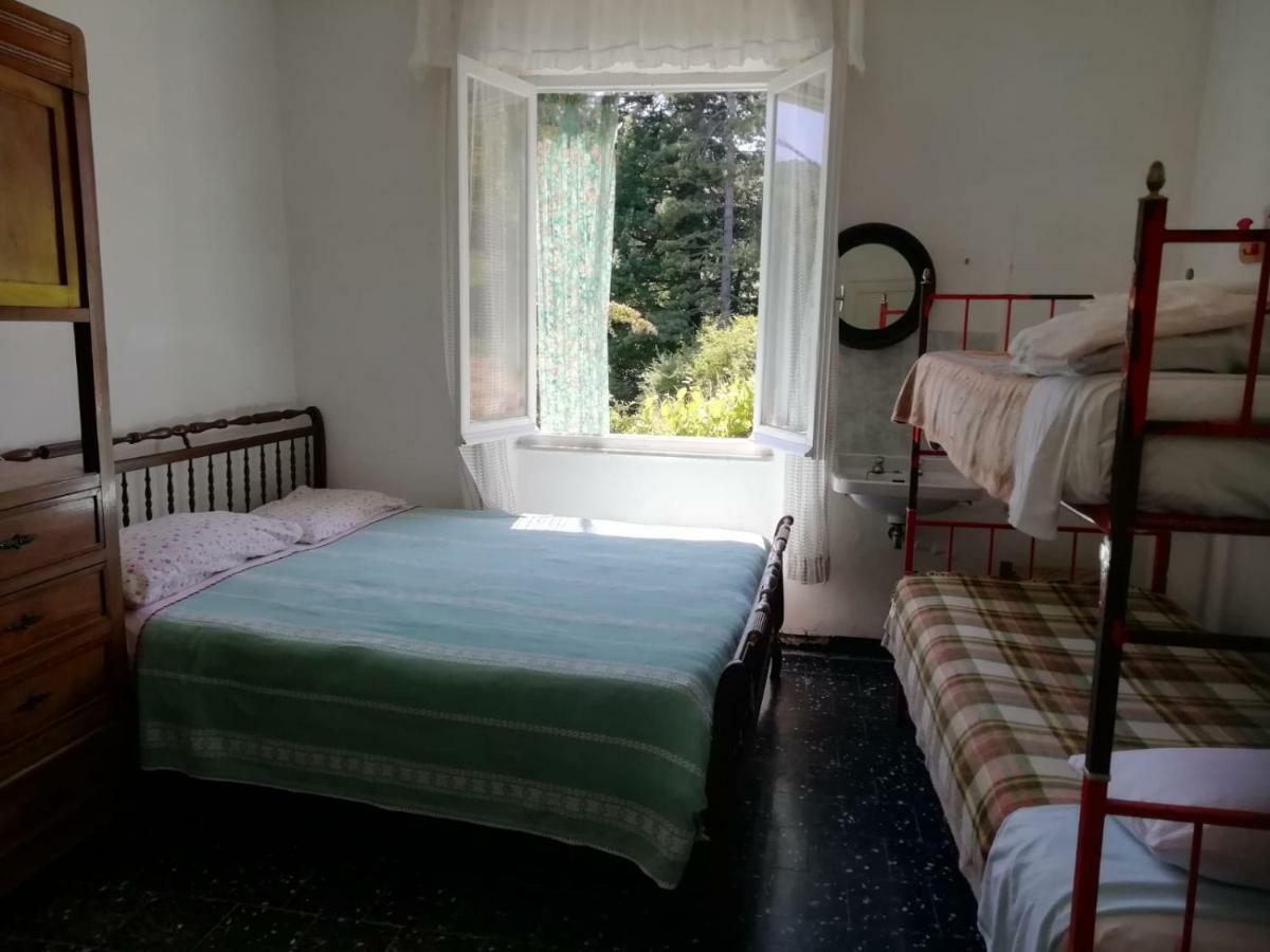 Albergo Delfino San Pietro d'Olba Bagian luar foto